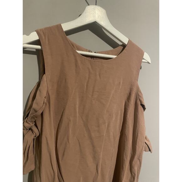 J.O.A Side Tie Shift Mini Short Sleeve Casual Summer Dress Neutral Size Medium - Picture 4 of 8